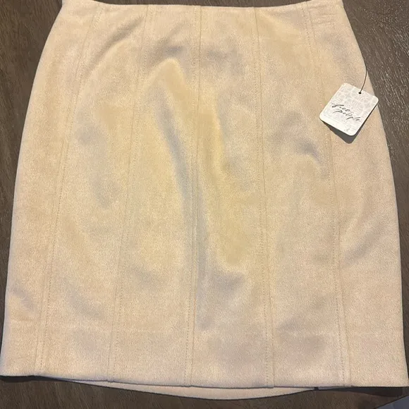 NWT Free people Ava's Vegan Mini Skirt size 0