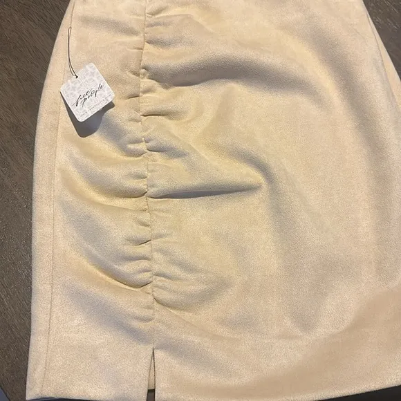 NWT Free people Ava's Vegan Mini Skirt size 0