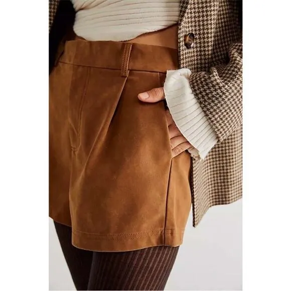 NWTGS FREE PEOPLE Roma Vegan Suede Shorts / Mocha