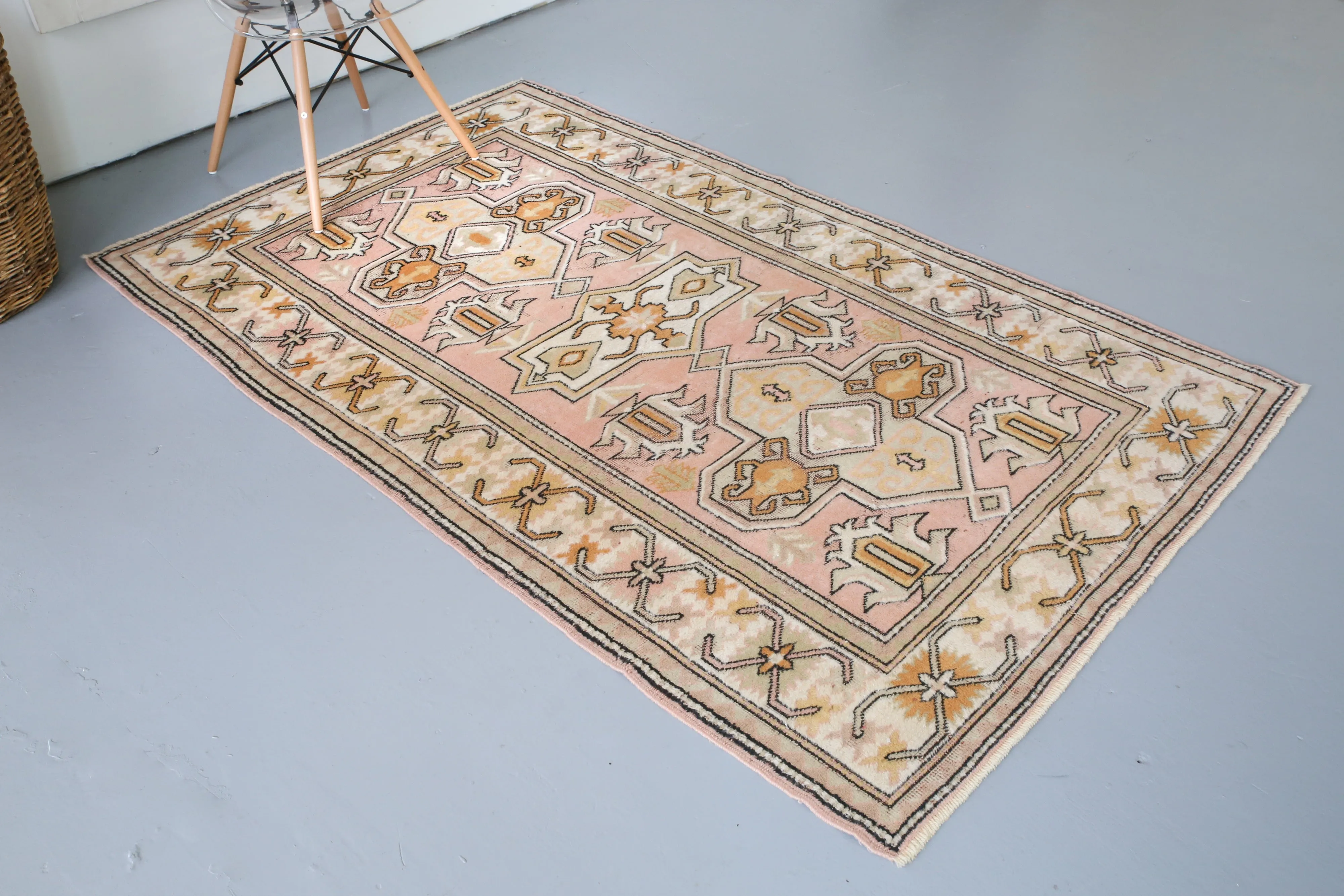 Old Milas Rug 4.5ftx6.5ft