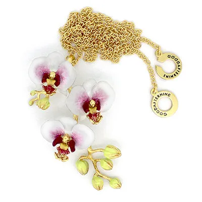 Phalaen White Necklace