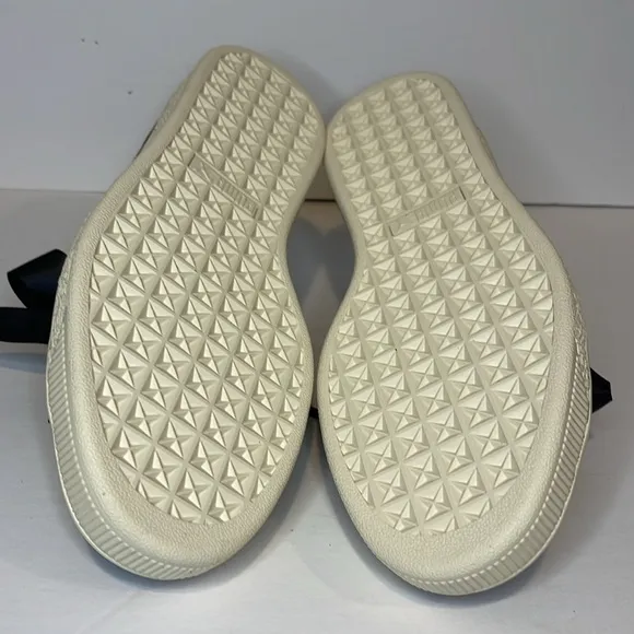 Puma Suede Heart Jewel Jr