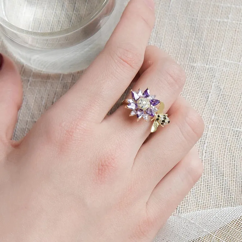 RHINESTONE BEE AND FLOWER RING