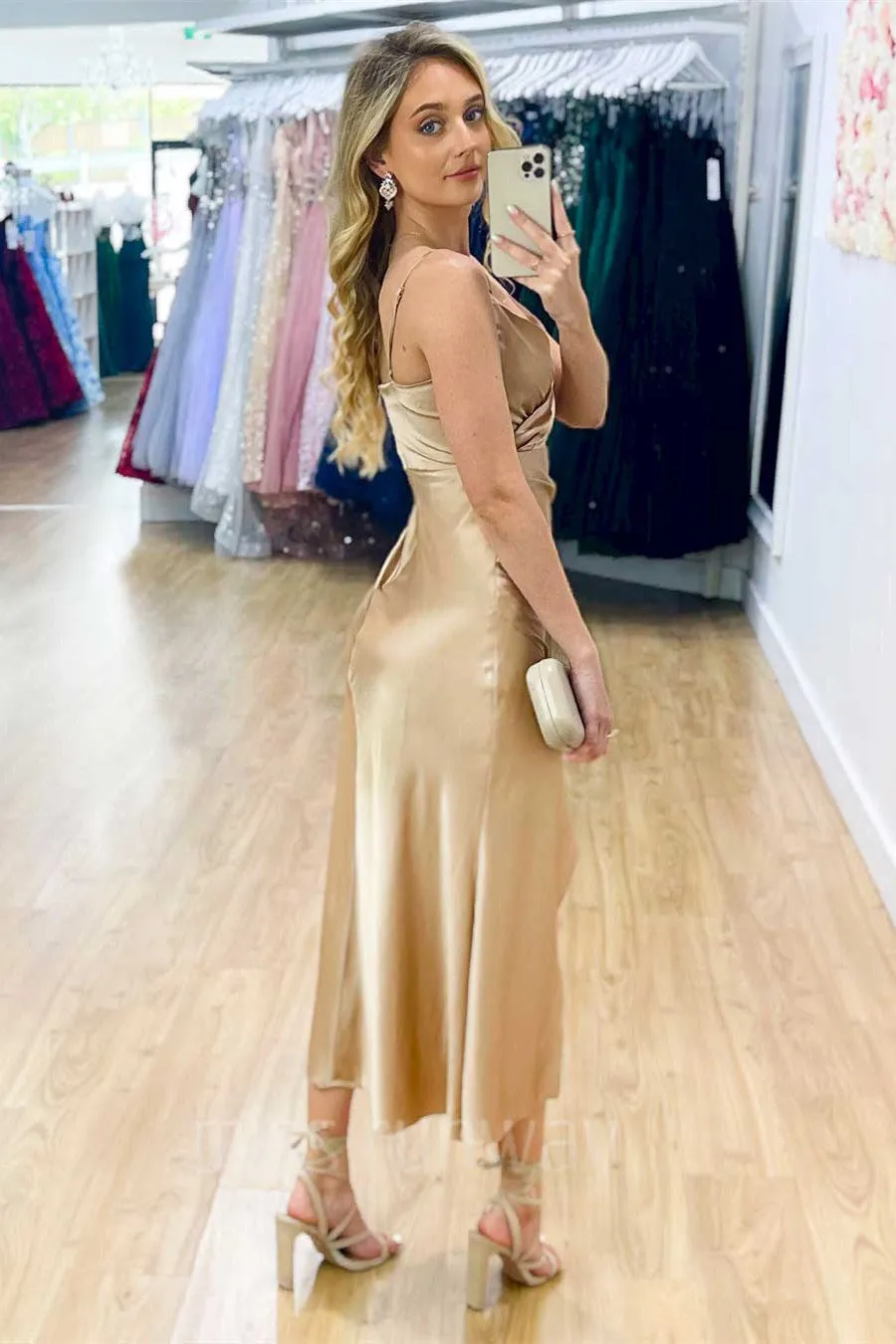 Roycebridal Simple V-Neck Champagne Midi Prom Dress