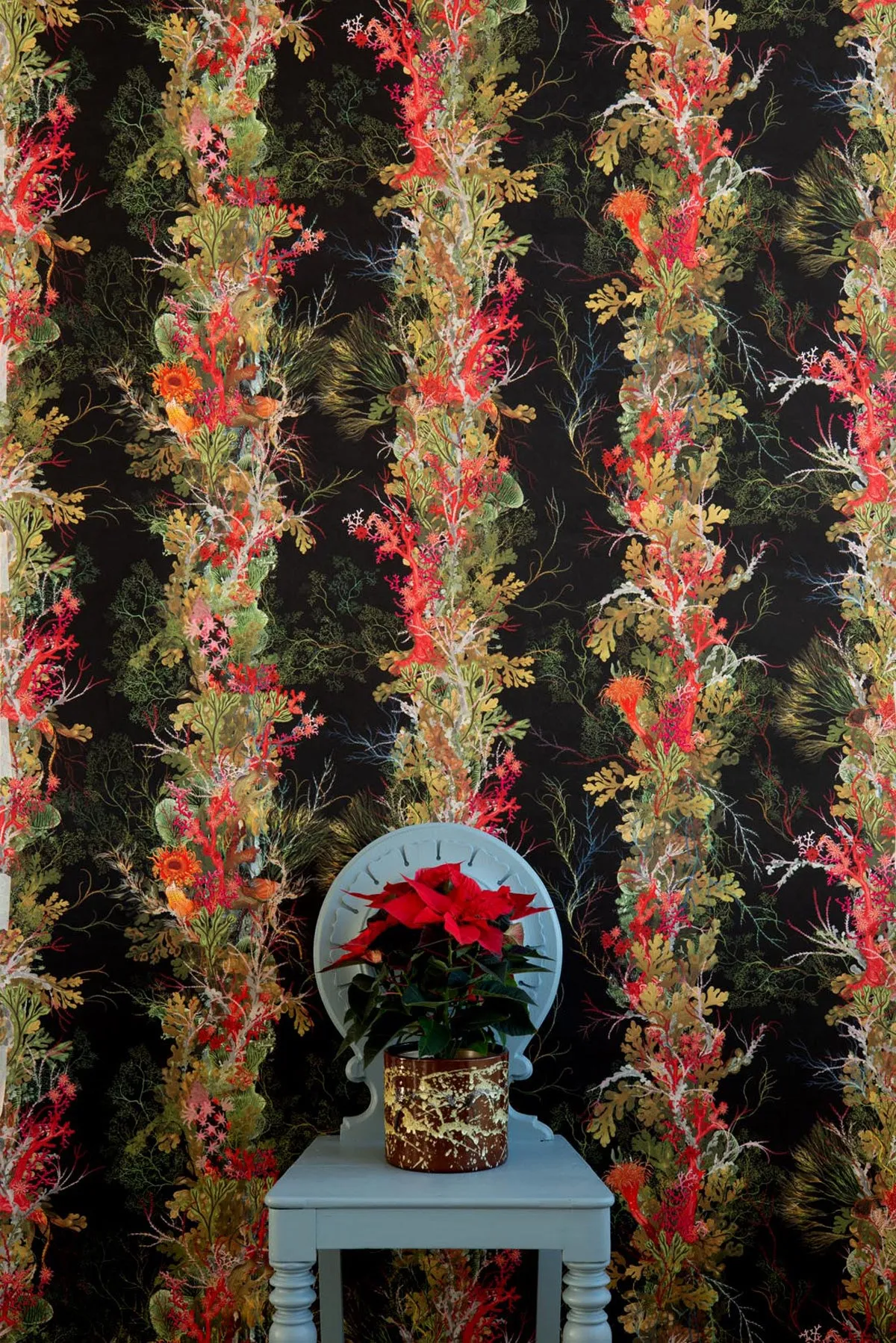 seaweed column wallpaper
