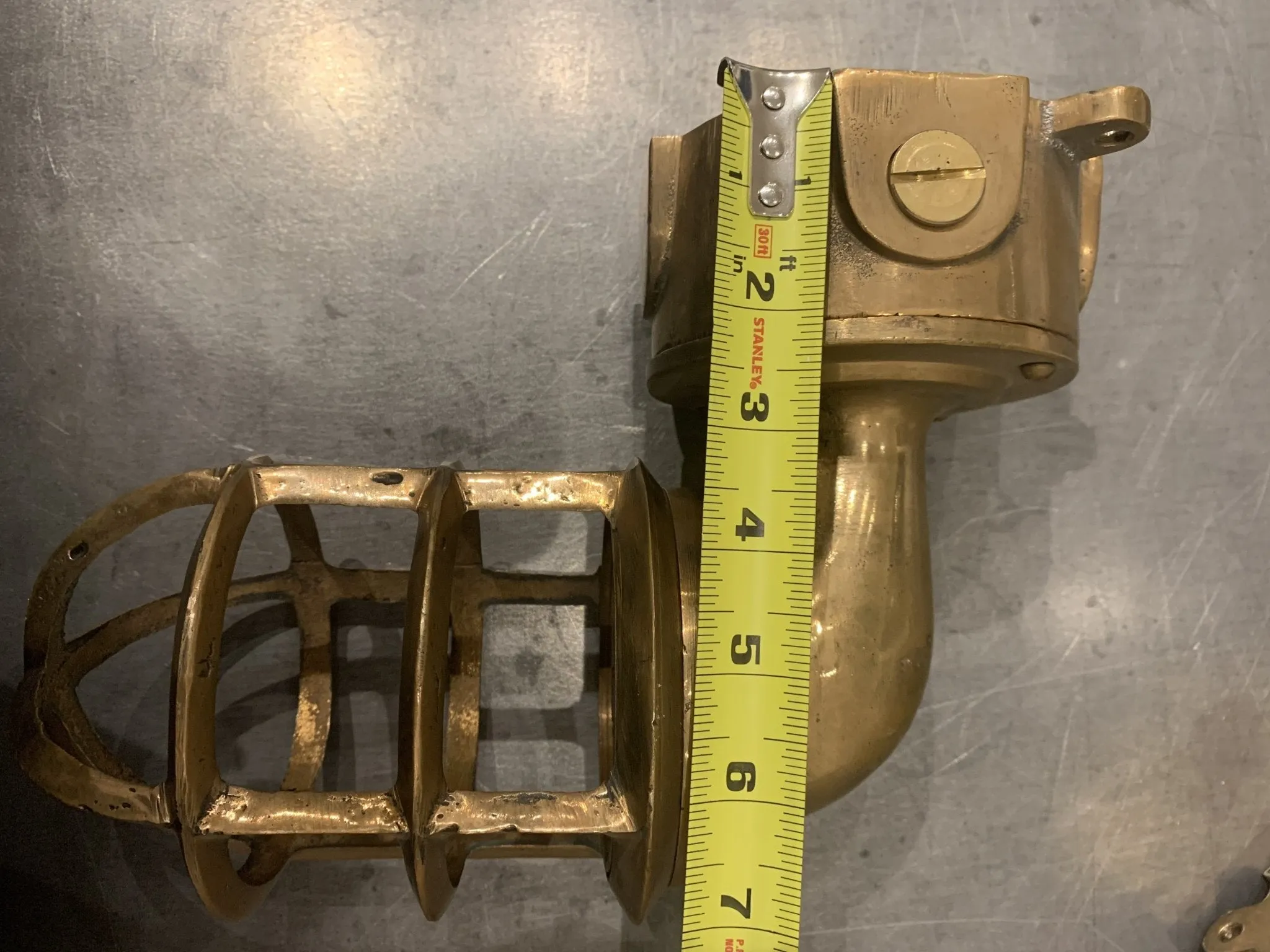 Ship Passageway Lights - 90 Degrees in Brass Finish