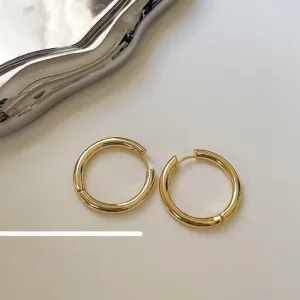 Simple Hoop Earrings