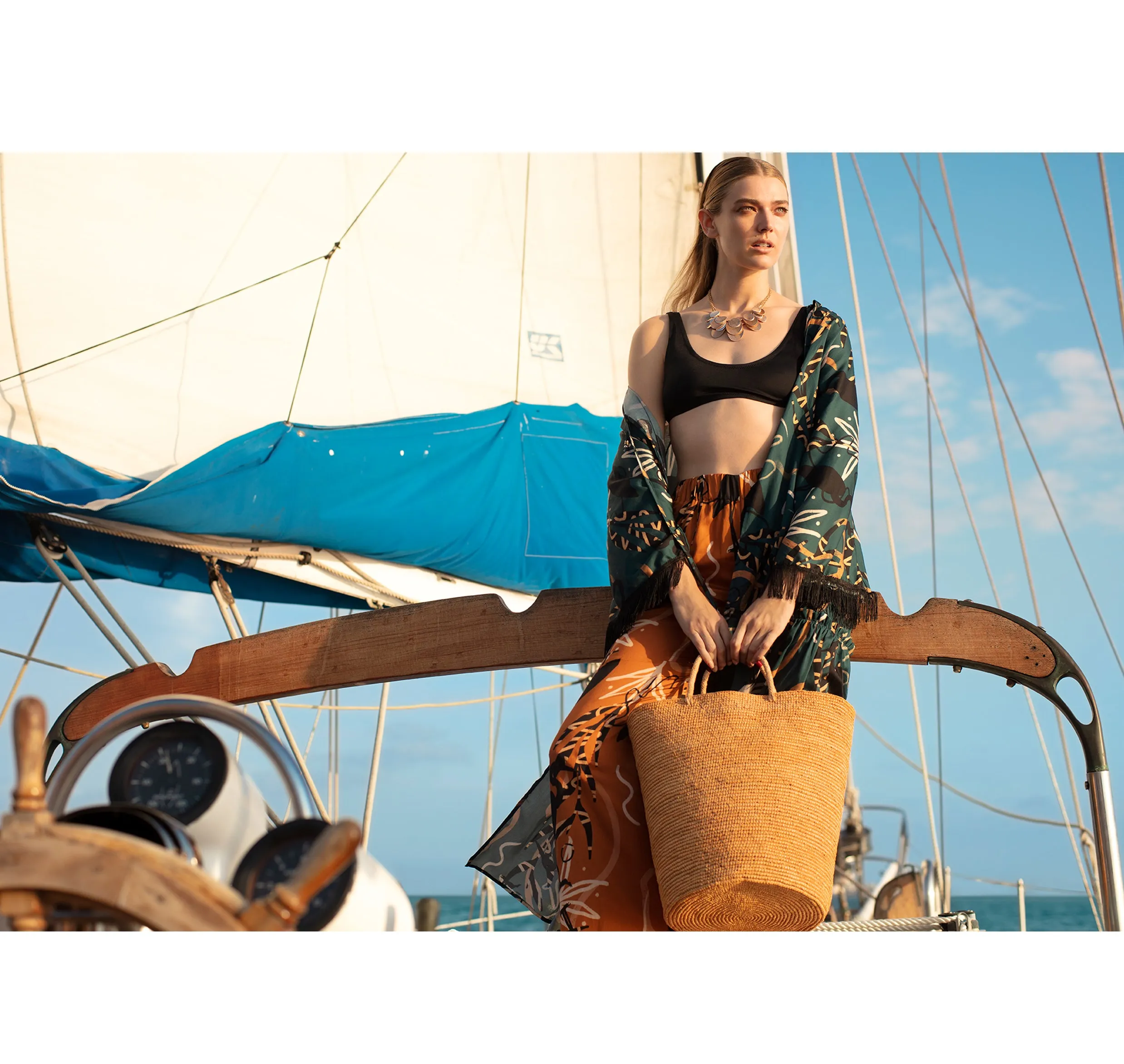 Tall Solid Beach Basket