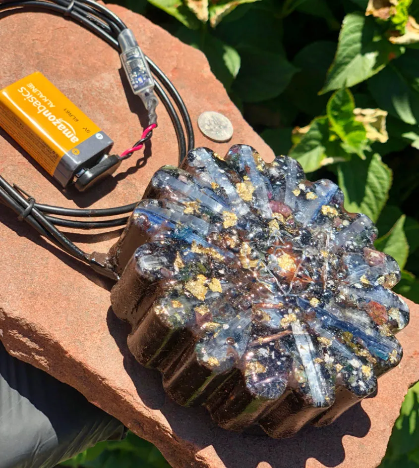 The “Flower Equalizer” 15 Hz Radionics Charging Plate- 17 oz, 4.25” diameter, 1.5” height