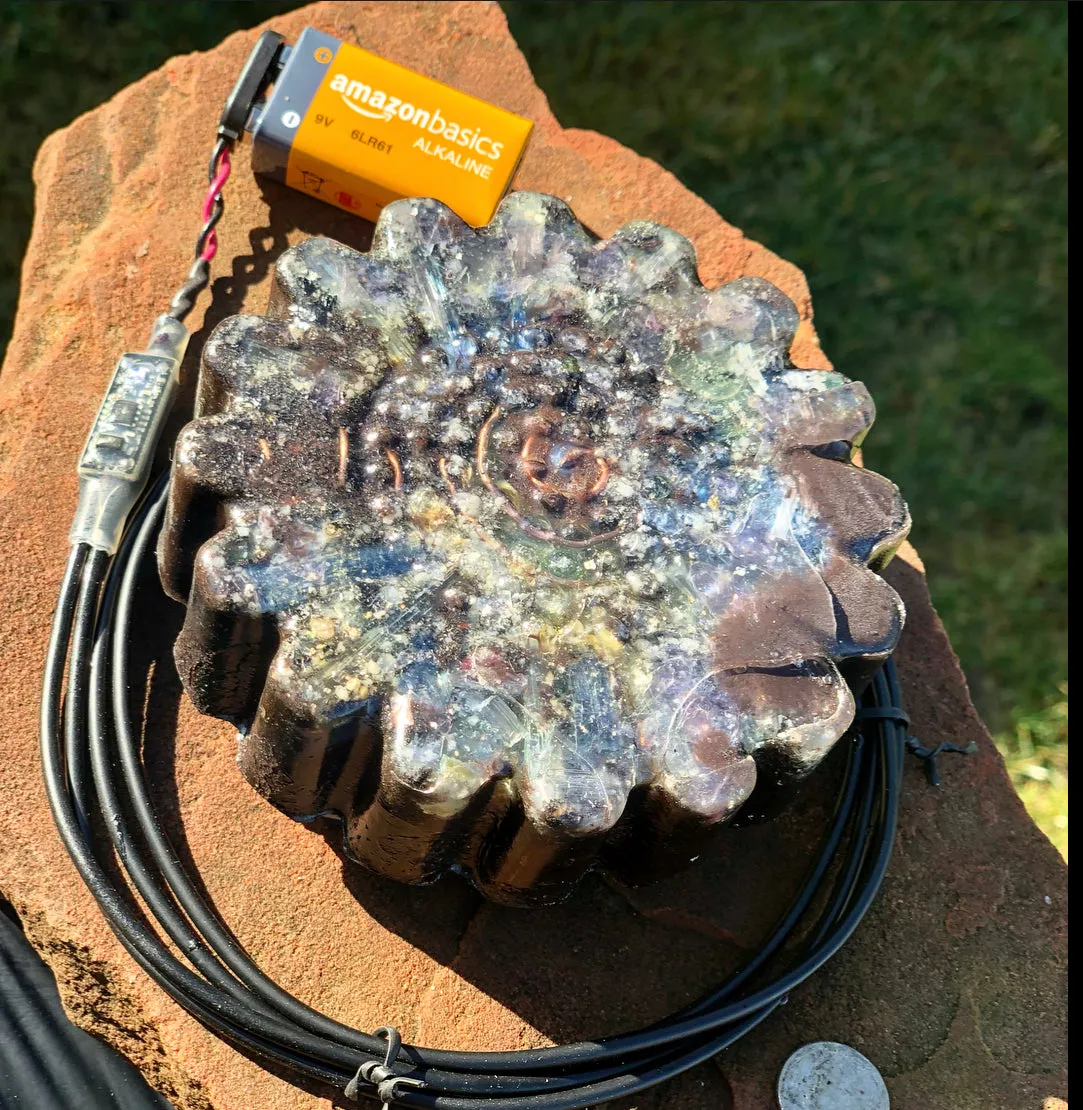 The “Flower Equalizer” 15 Hz Radionics Charging Plate- 17 oz, 4.25” diameter, 1.5” height