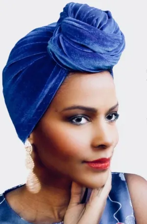 The Sapphire Velvet Queen by Kim Hawthorne
