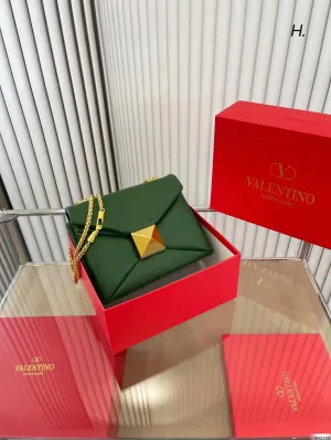 Valntino's