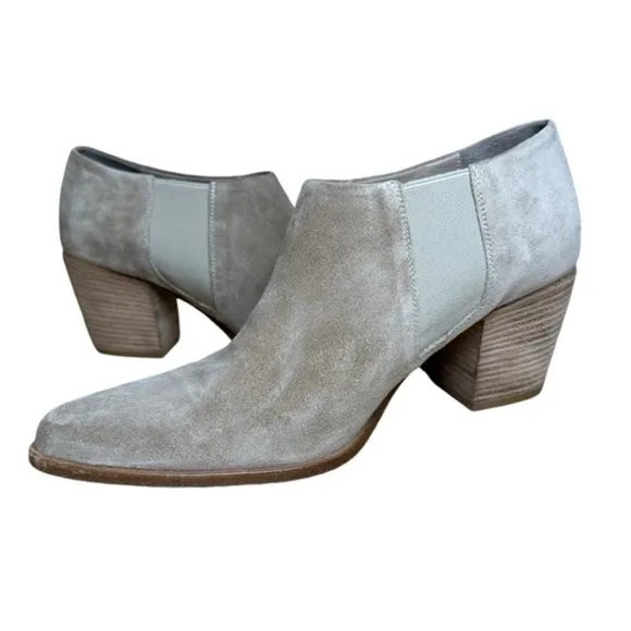 Vince Hamilton Clay Suede Italian Leather Booties Neutral Beige Classic Block
