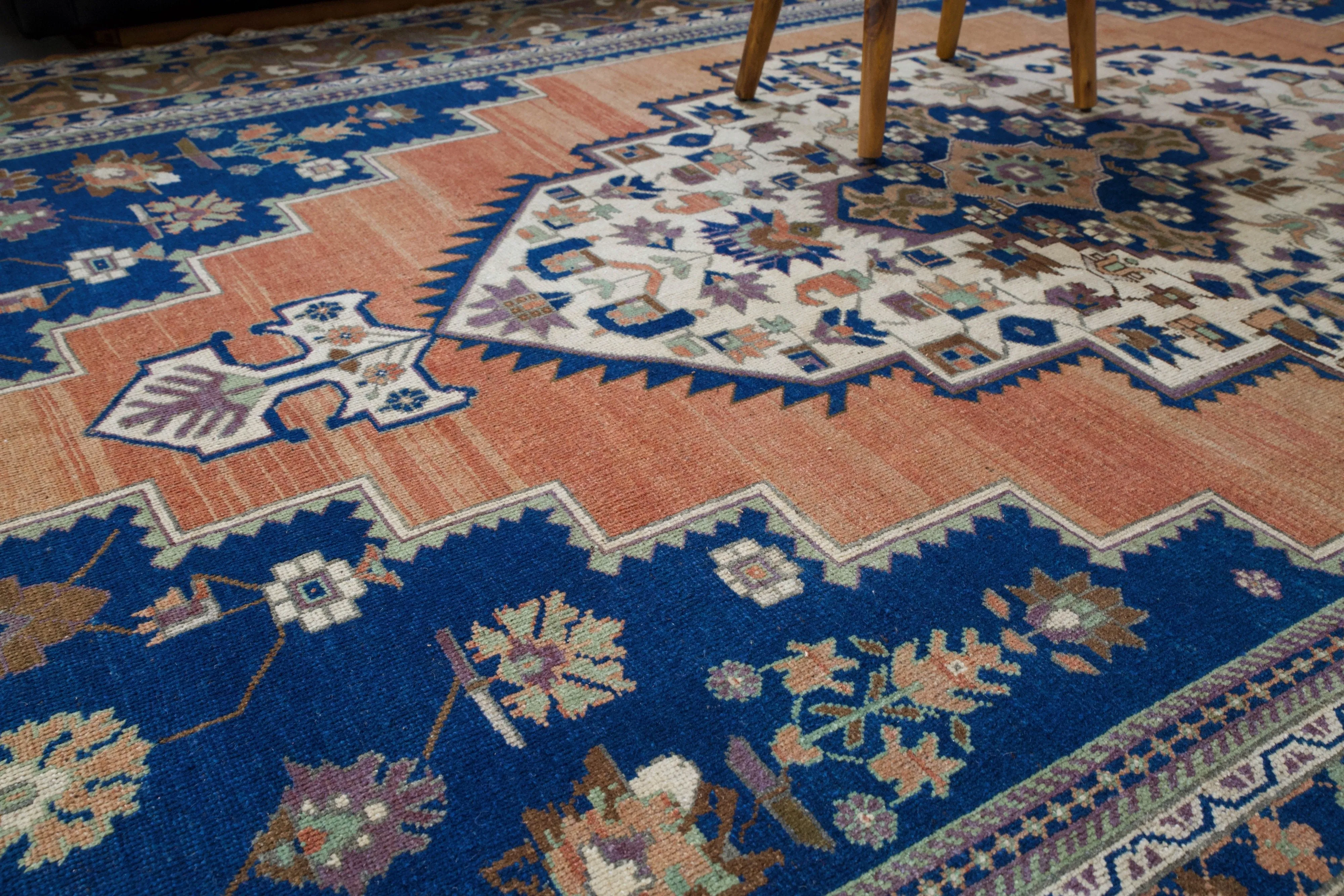 Vintage Turkish Taspinar Rug 7'6"x12'5"