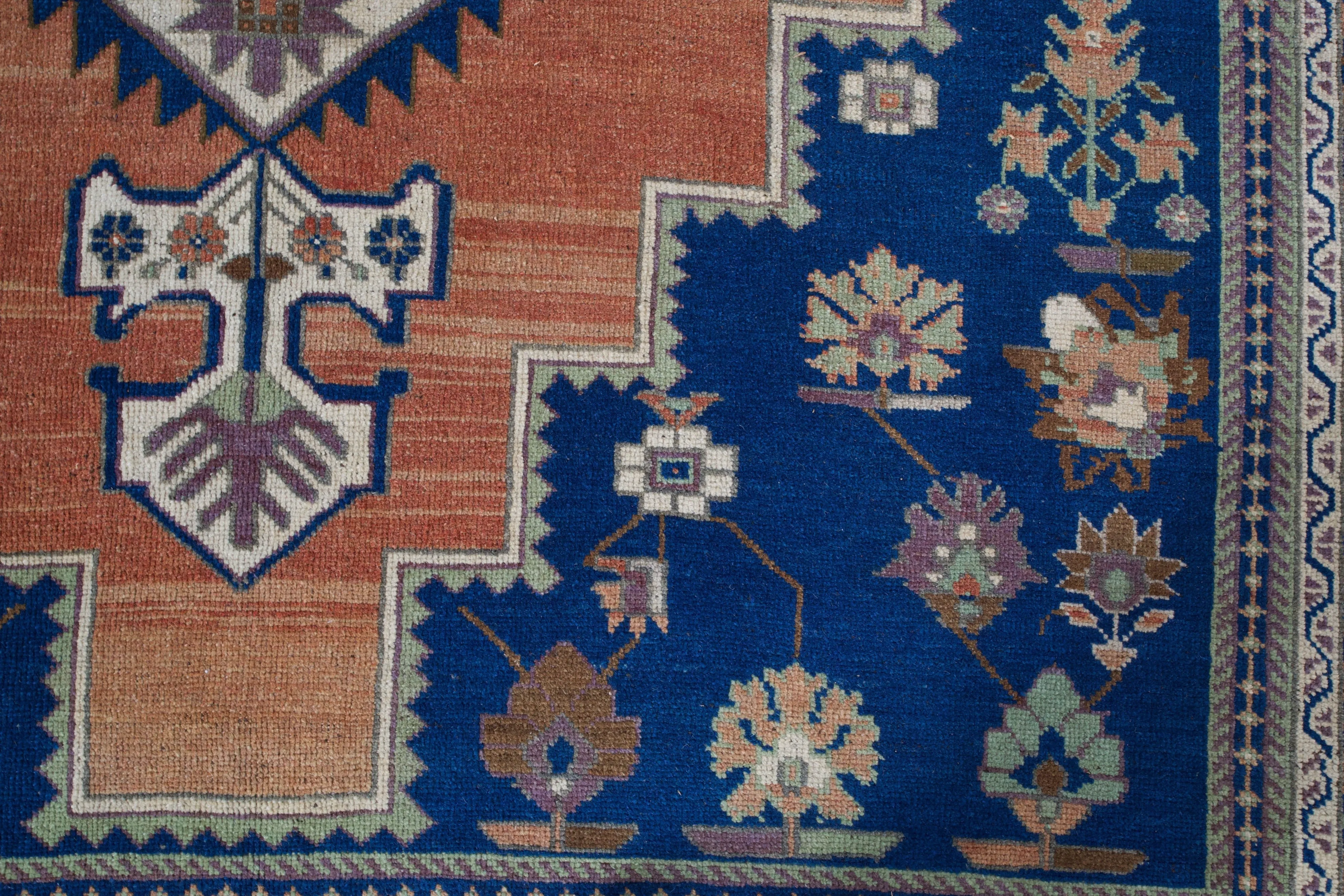 Vintage Turkish Taspinar Rug 7'6"x12'5"